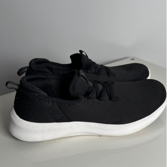 size 9W - Ryka rezorb light recovery sneakers /woman - Picture 1 of 7